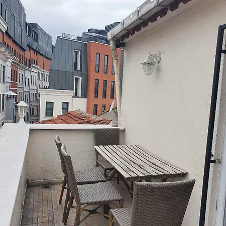Lemon Aparthotel 3*