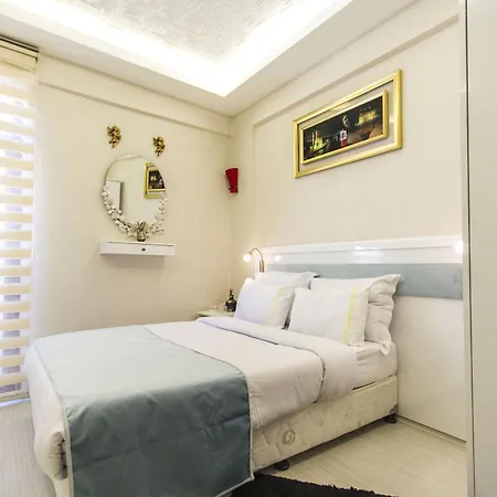 Lemon Aparthotel 3*