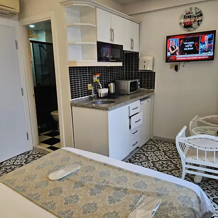 Lemon Aparthotel 3*