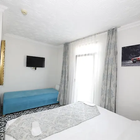 מלון דירות Lemon 3*