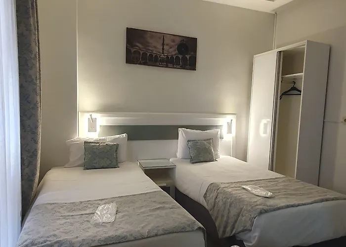 מלון דירות Lemon 3*