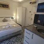 Lemon Aparthotel 3*
