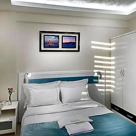 Lemon Aparthotel 3*