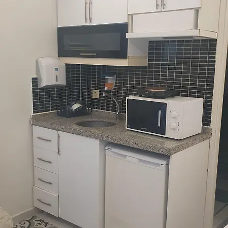 Lemon Aparthotel 3*