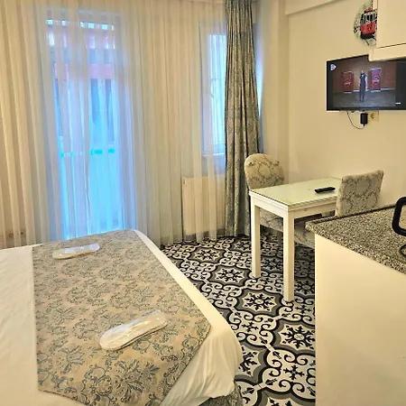 Lemon Aparthotel 3*